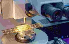 鲍哲南Science：高密度弹性电路的单片光学微刻工艺